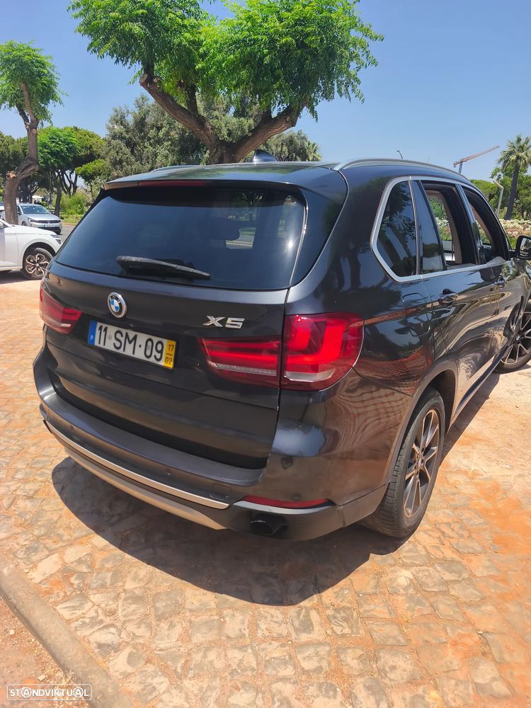 BMW X5 25 d sDrive Comfort 7L - 4