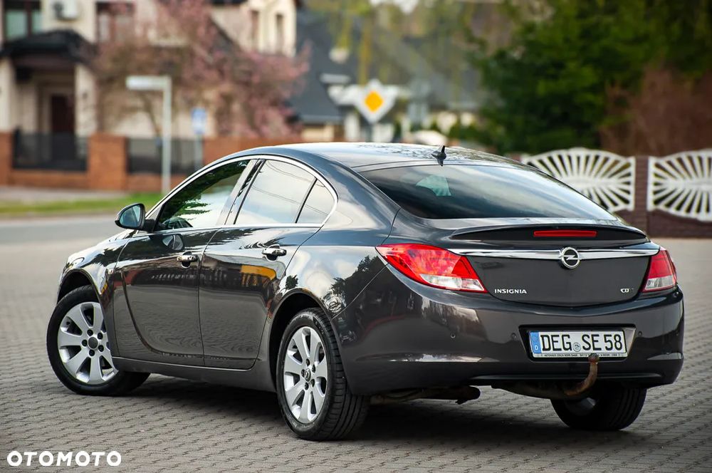 Opel Insignia 2.0 CDTI Edition - 2