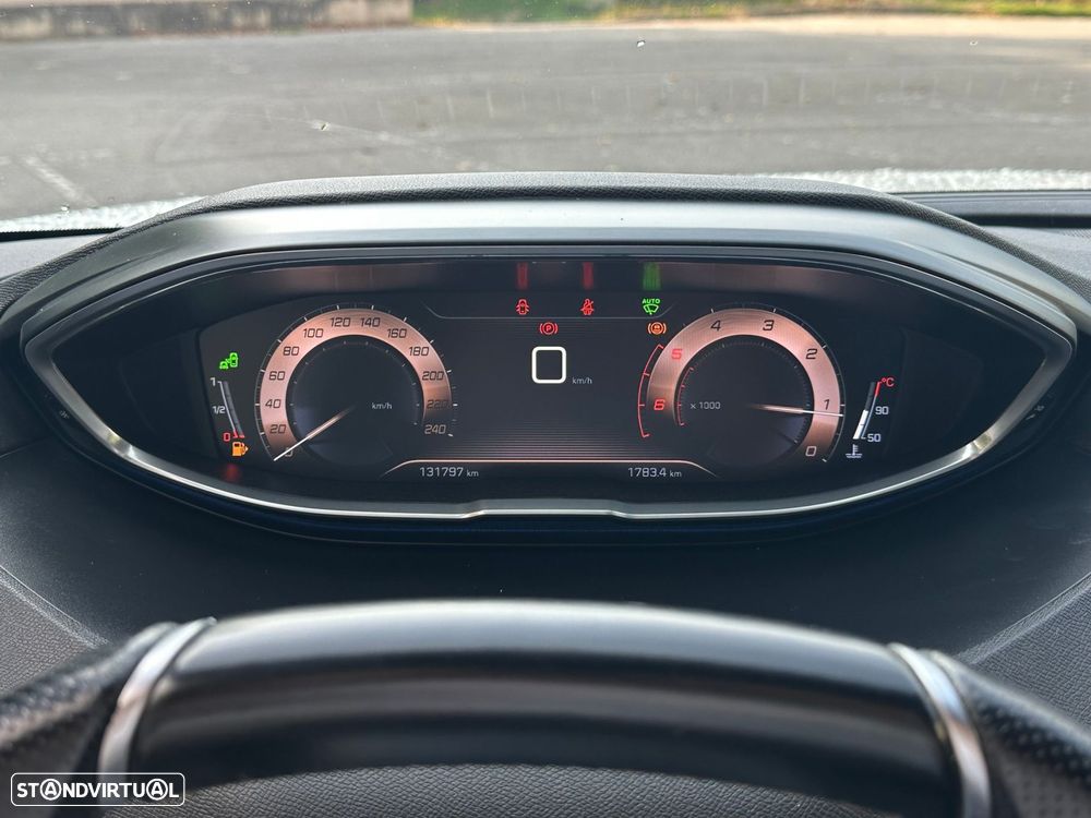 Peugeot 3008 1.5 BlueHDi GT Line - 9
