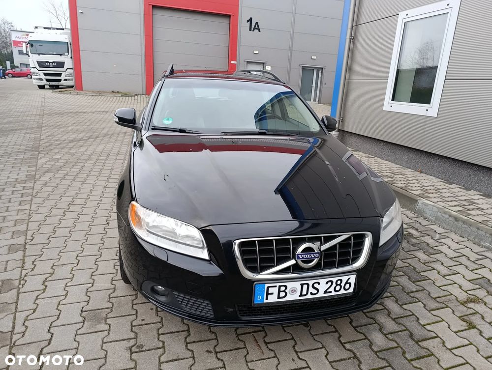Volvo V70 2.5T Momentum - 19