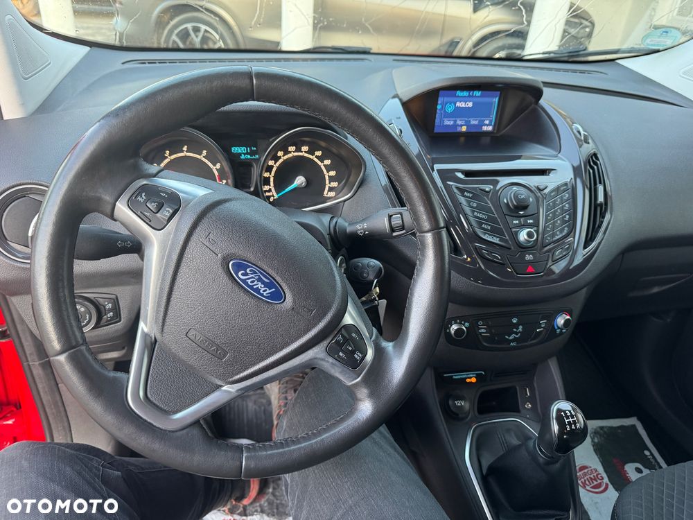Ford Tourneo Courier 1.0 EcoBoost Titanium - 6