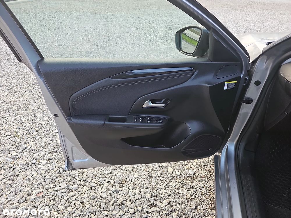 Opel Corsa Color Edition - 23