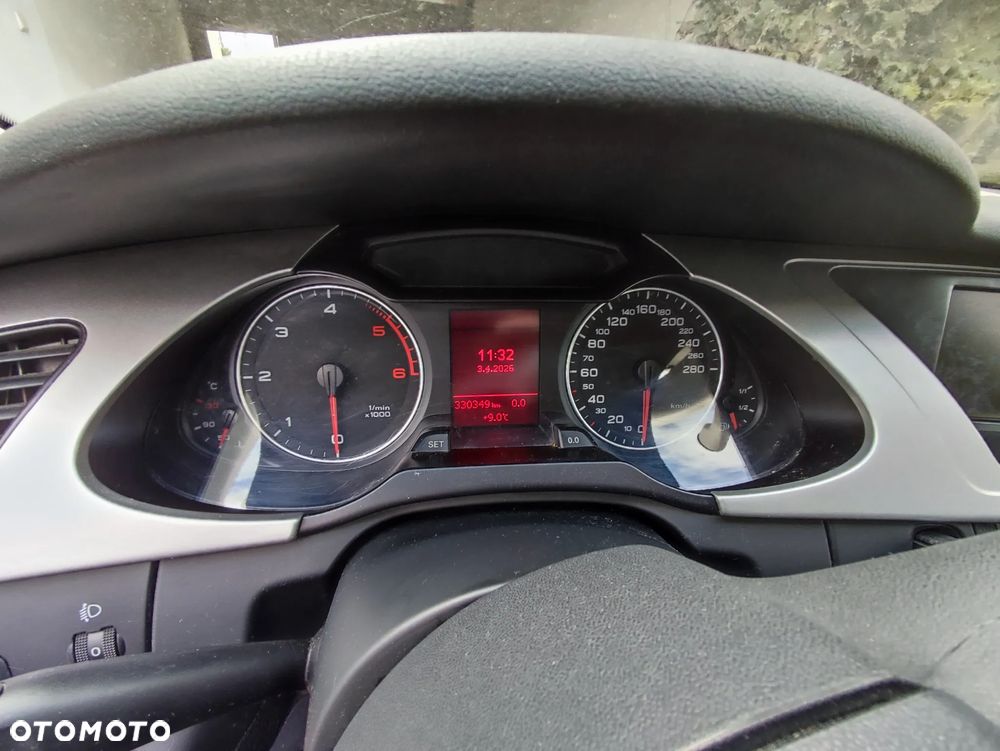 Audi A4 Avant - 6