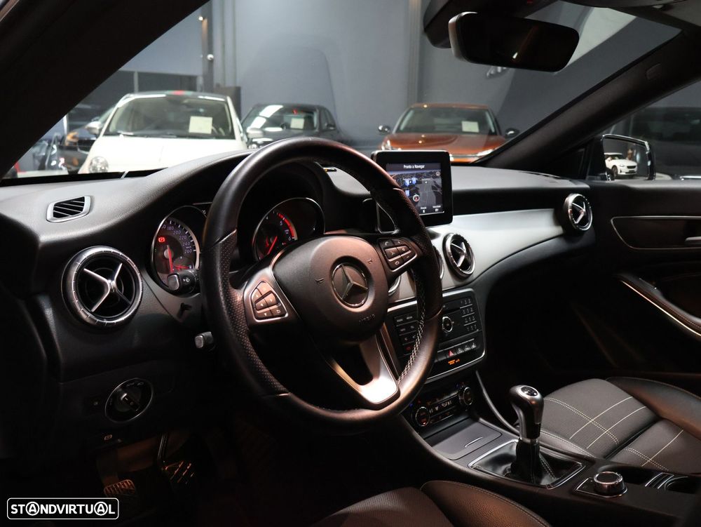 Mercedes-Benz CLA 180 d Shooting Brake Urban - 7