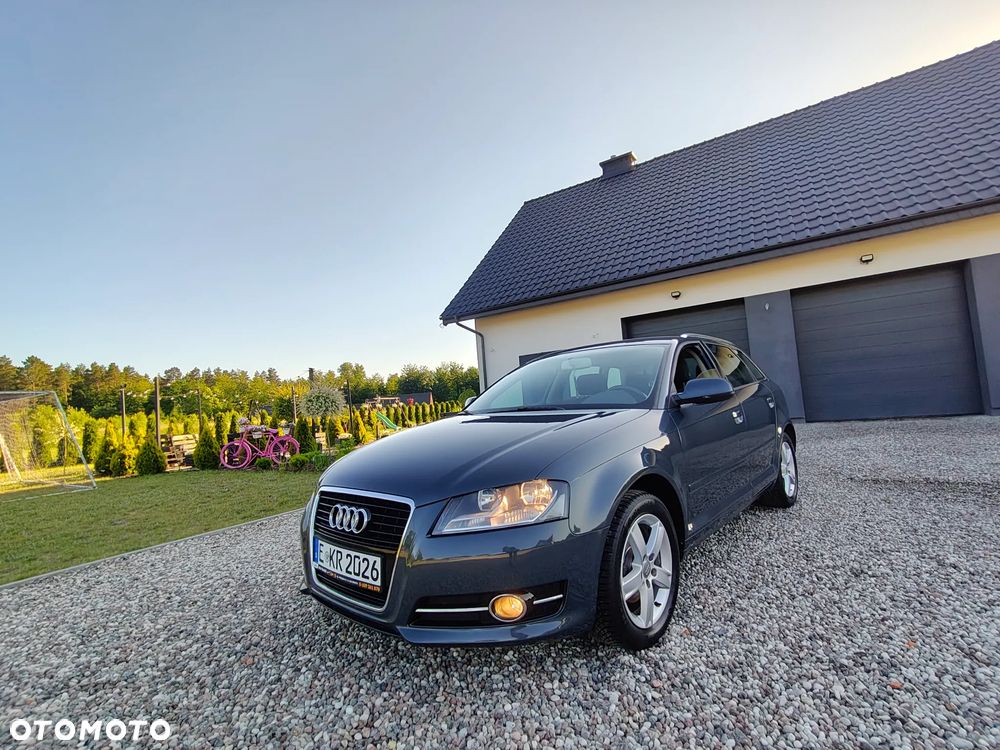 Audi A3 Sportback 1.6 Ambiente - 28