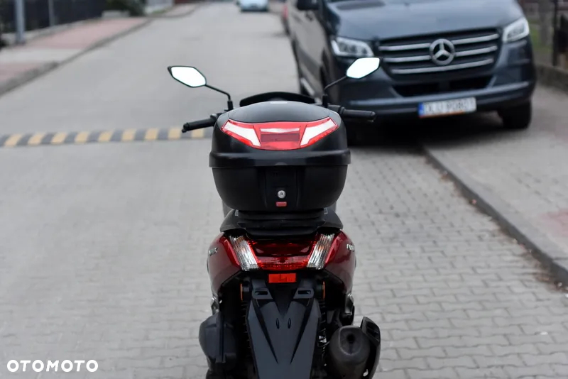 Yamaha NMAX - 13