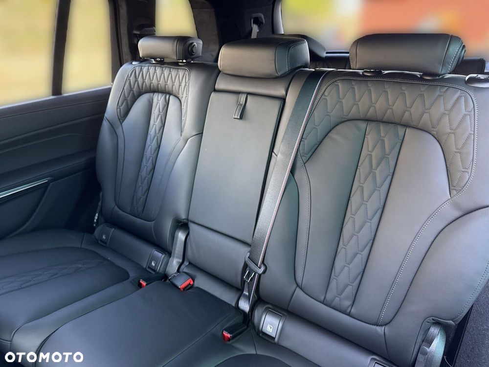 BMW X7 - 18