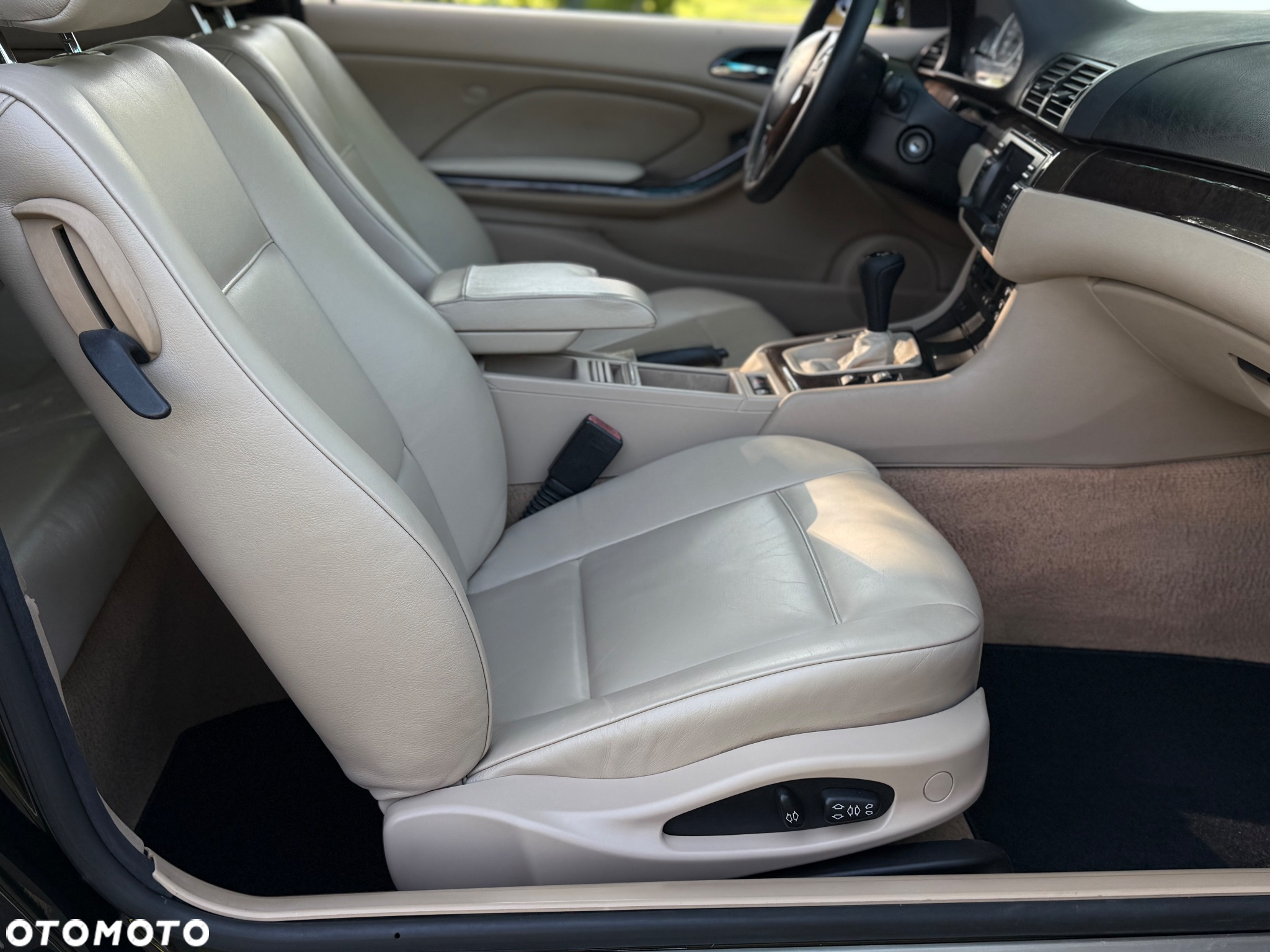 BMW Seria 3 330Ci - 26