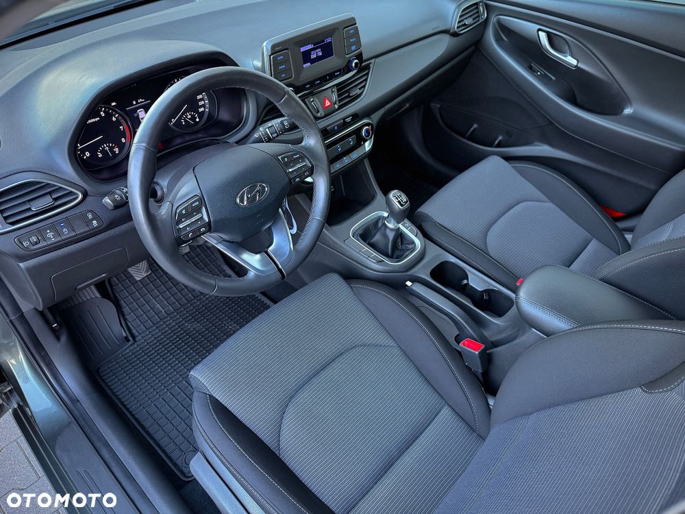 Hyundai i30 1.5 DPI Modern - 40
