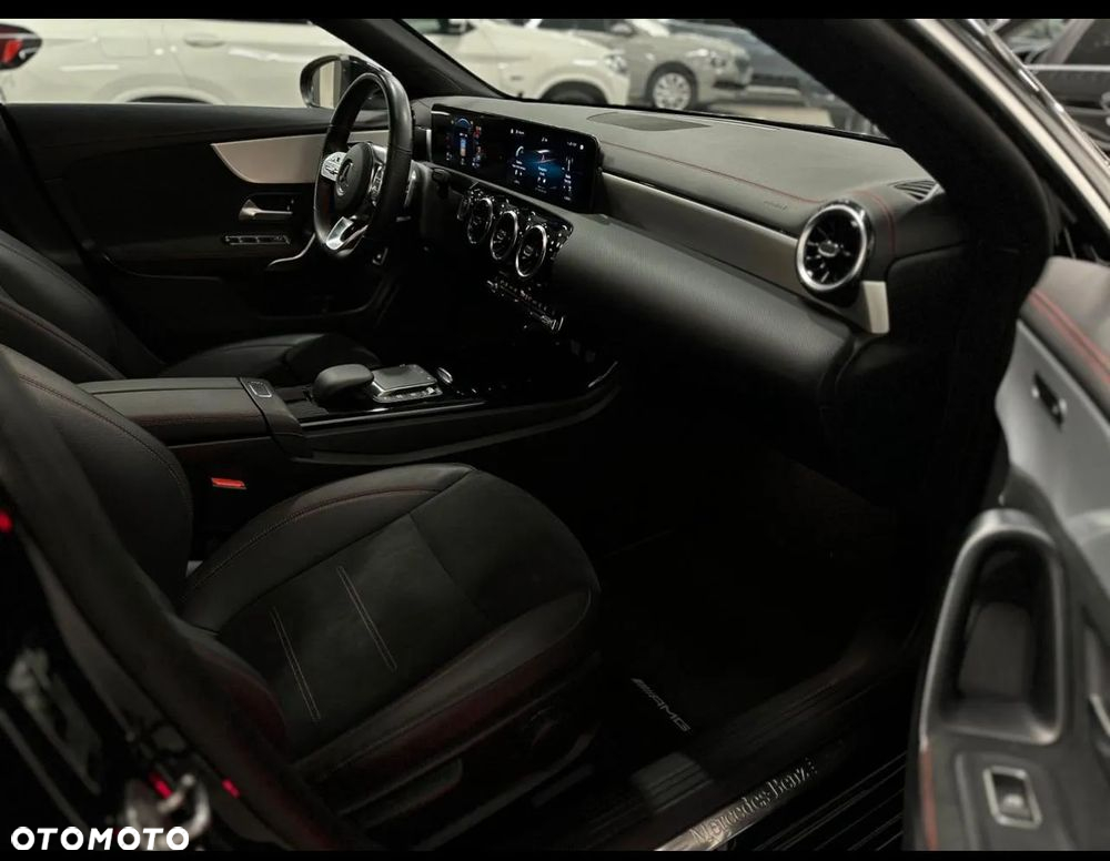 Mercedes-Benz CLA - 6