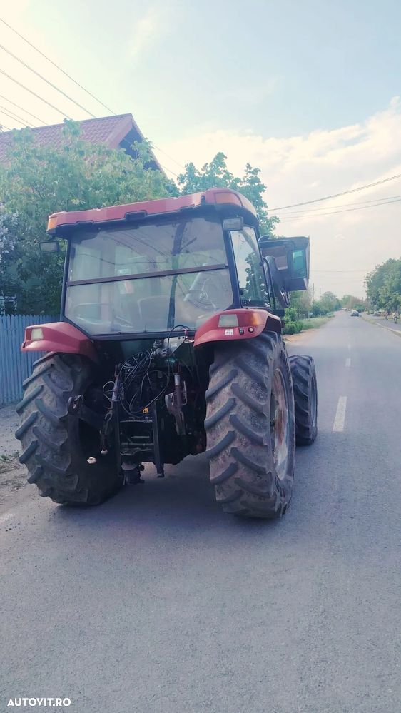 Case IH JX 1090 Tractor cu Incarcator Frontal Cupa - 3