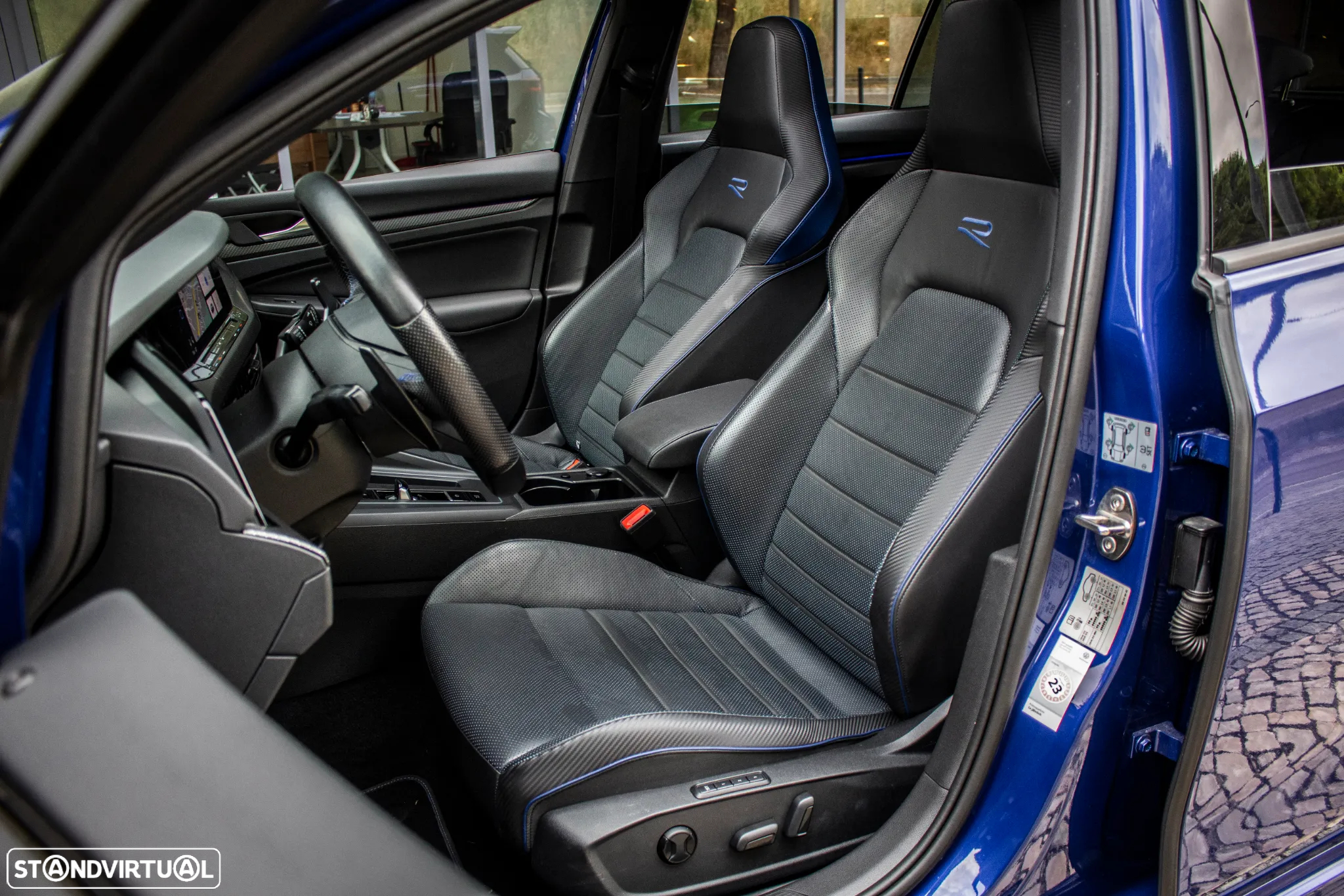 VW Golf 2.0 TSI R DSG - 31