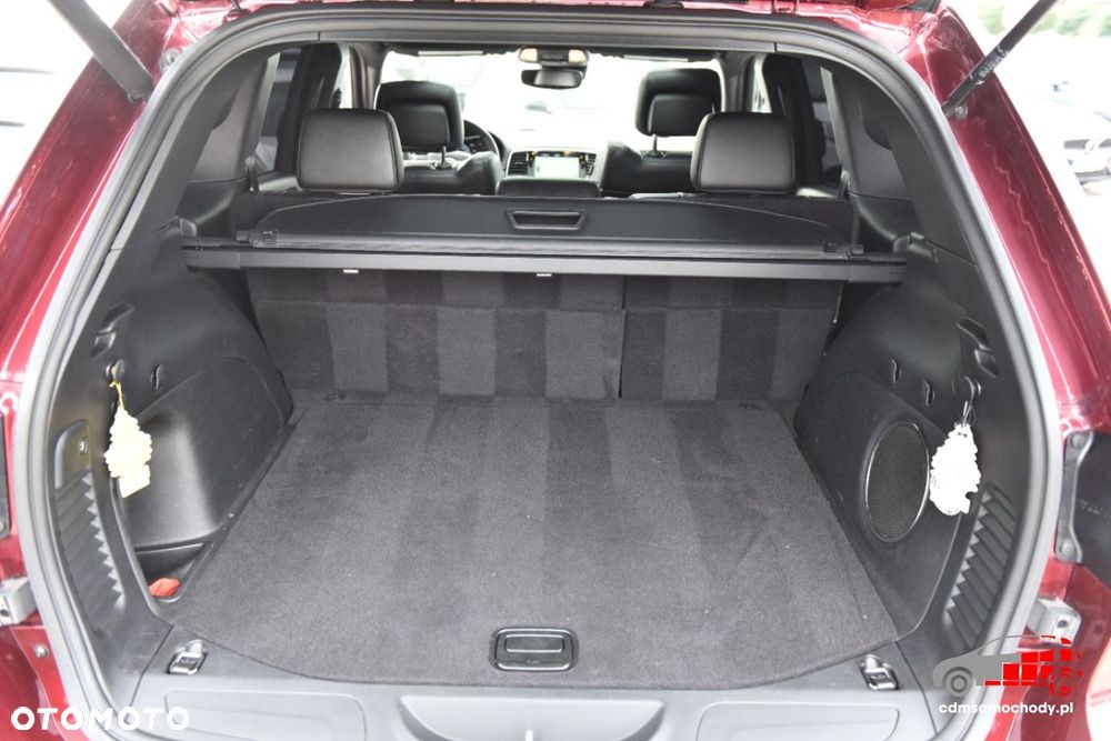 Jeep Grand Cherokee - 21
