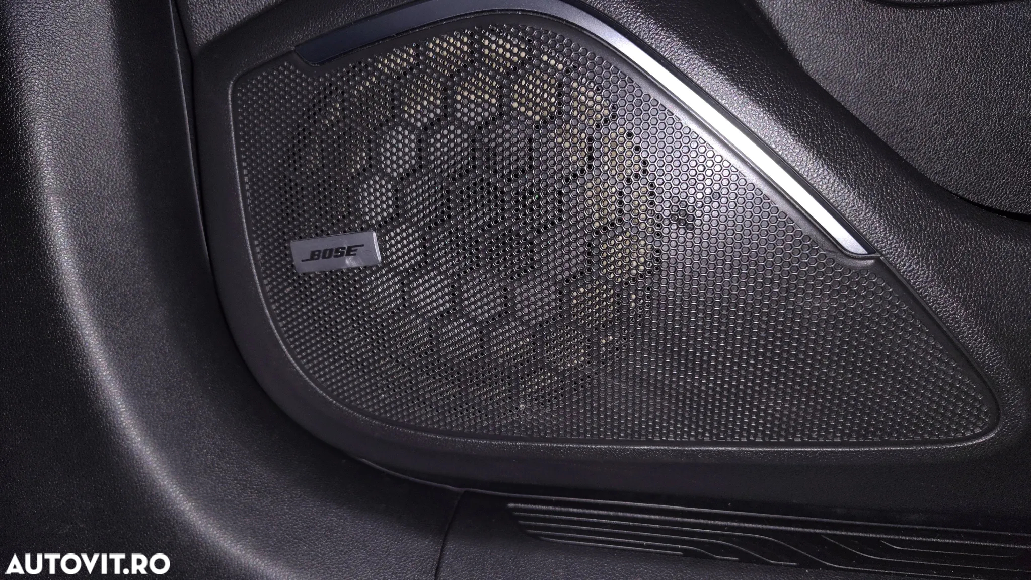 Renault Megane ENERGY dCi 165 EDC BOSE EDITION - 14