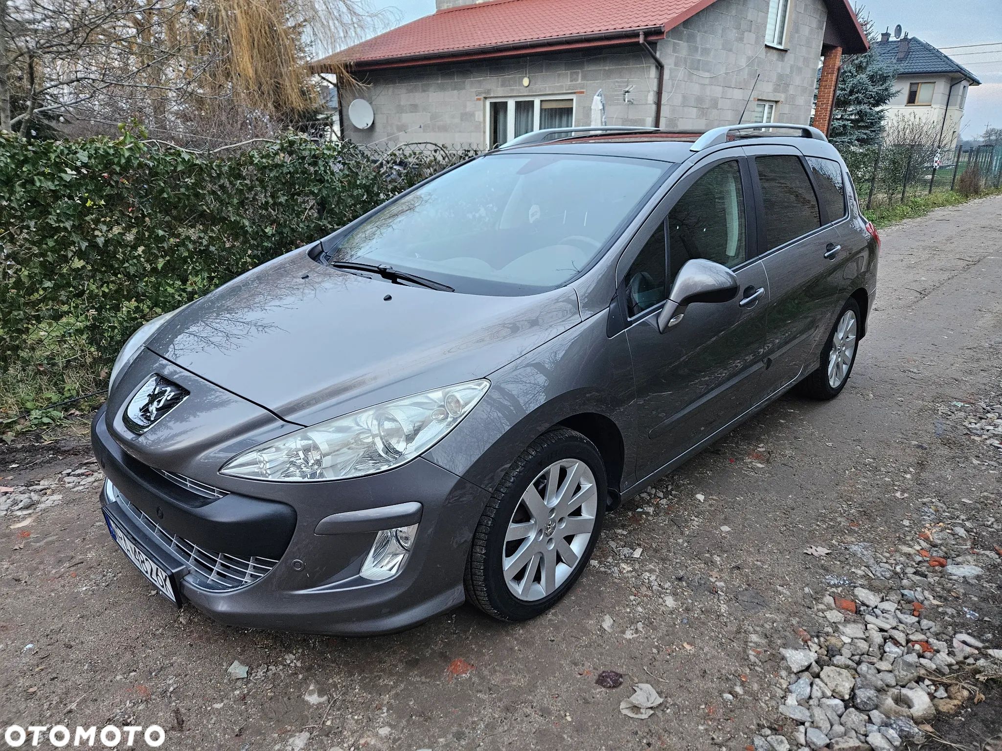 Peugeot 308 - 1