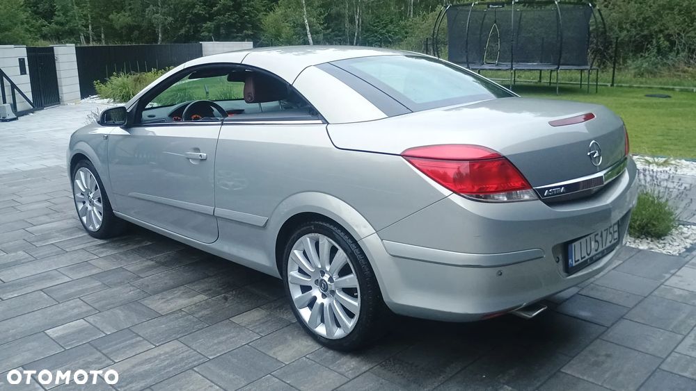 Opel Astra 1.8 Cosmo - 6
