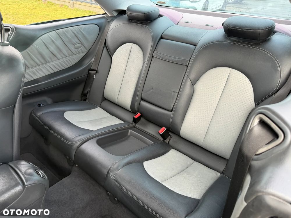 Mercedes-Benz CLK 320 Avantgarde - 12