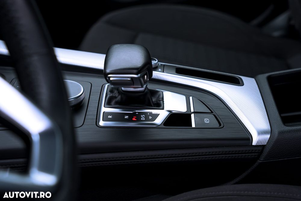 Audi A4 35 TFSI S tronic - 15