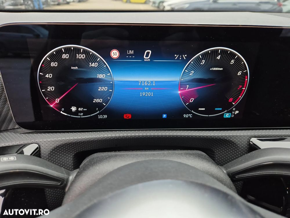 Mercedes-Benz CLA 180 7G-DCT - 13