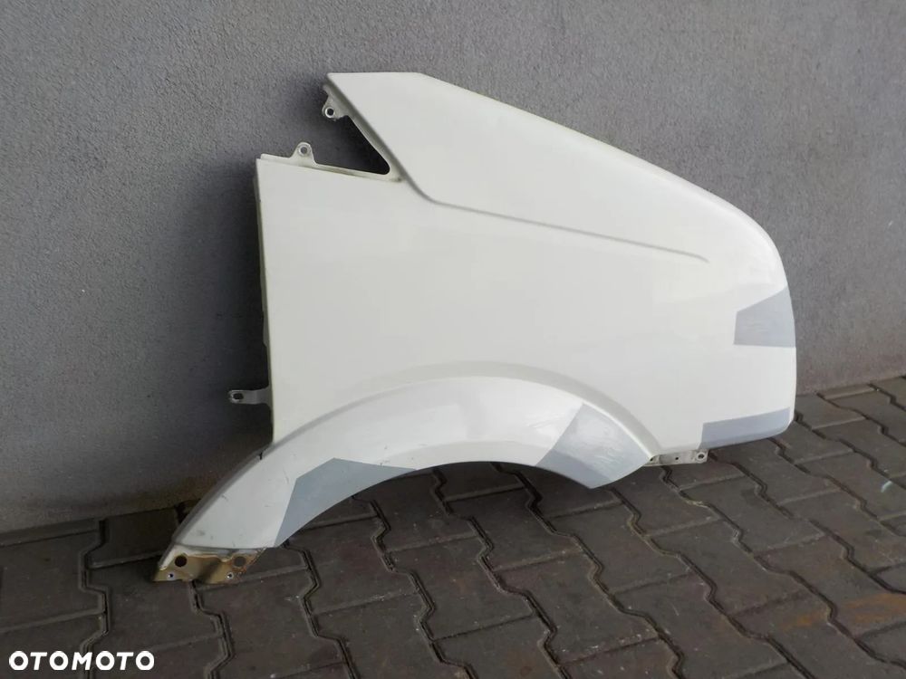 VW CRAFTER BŁOTNIK PRAWY PRZÓD BEZ RDZY - 3