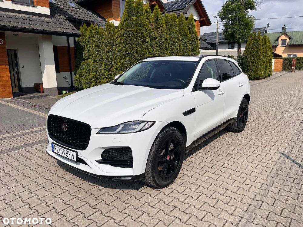 Jaguar F-Pace - 1