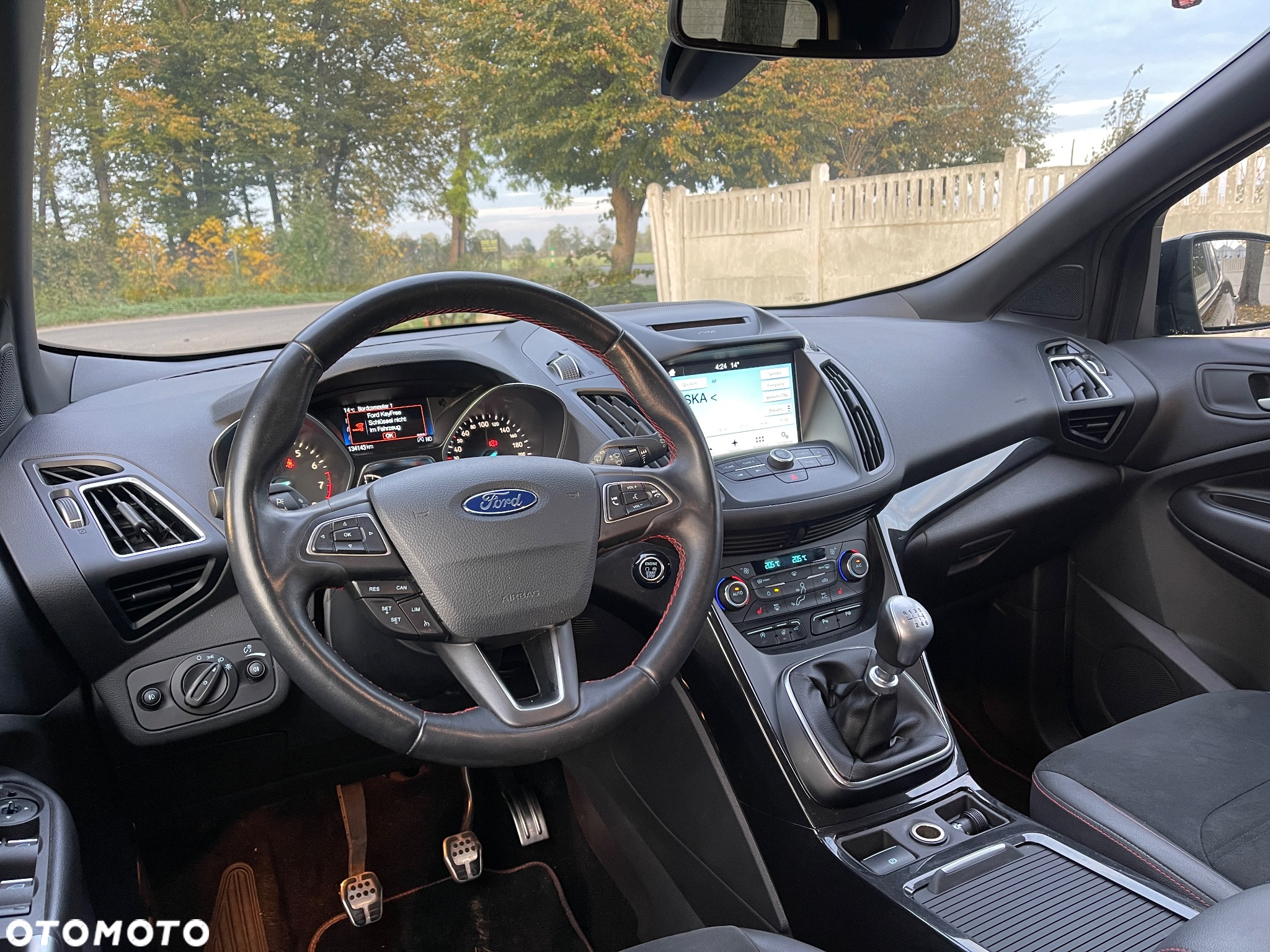 Ford Kuga 1.5 EcoBoost 2x4 ST-Line - 31