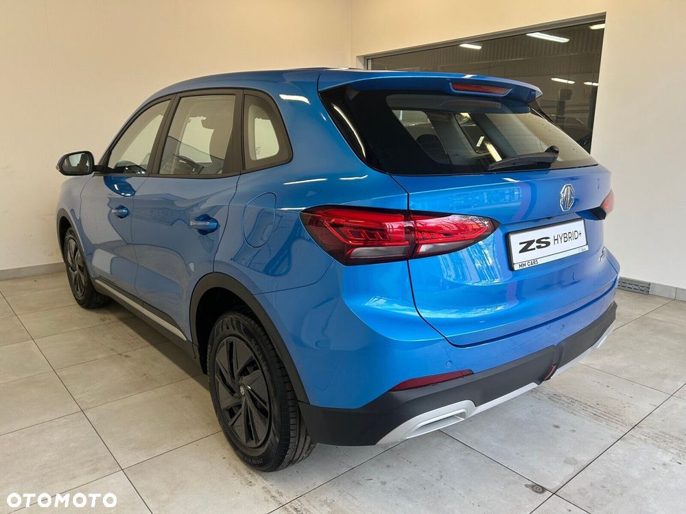 MG ZS - 6