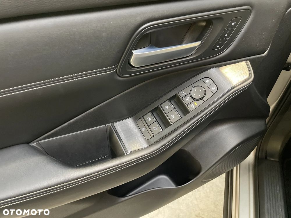 Nissan X-Trail 1.5 VC-T e-POWER N-Connecta e-4ORCE - 10