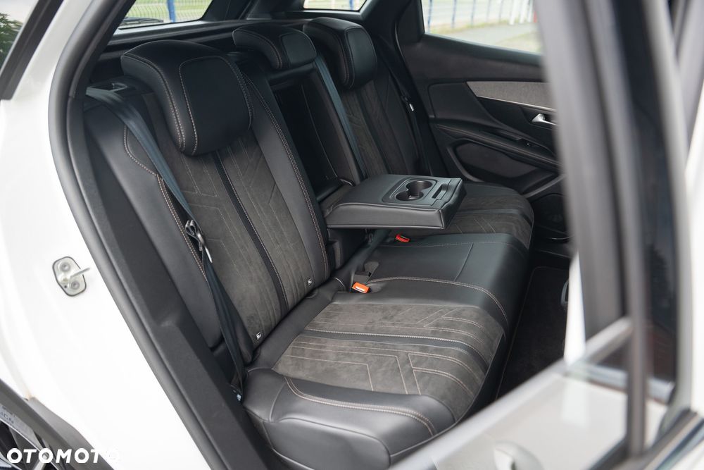 Peugeot 3008 1.6 PureTech Hybrid PHEV GT S&S EAT8 - 36