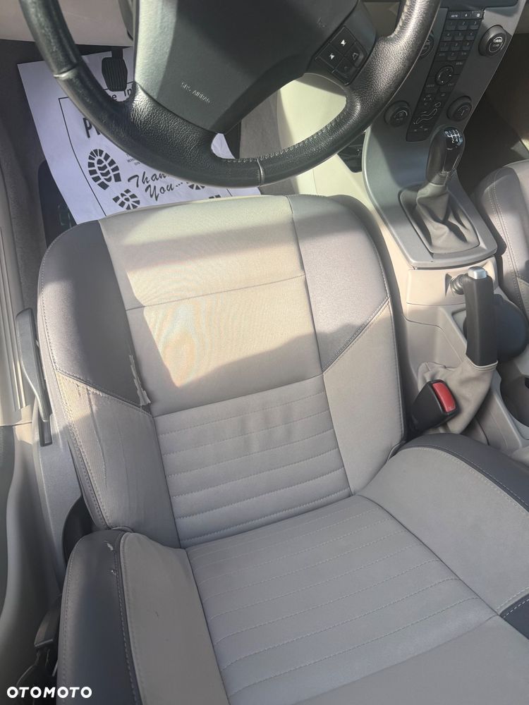 Volvo S40 2.0D - 10