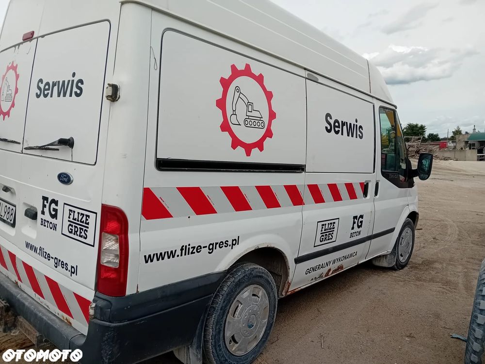 Ford Transit - 11