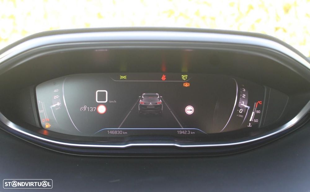 Peugeot 3008 1.5 BlueHDi Allure - 29