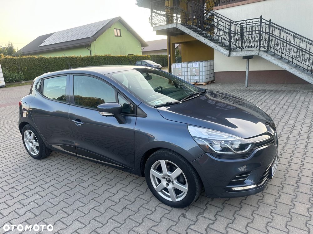 Renault Clio 1.2 16V Life - 6