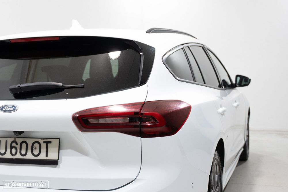 Ford Focus SW 1.0 EcoBoost MHEV ST-Line X - 8