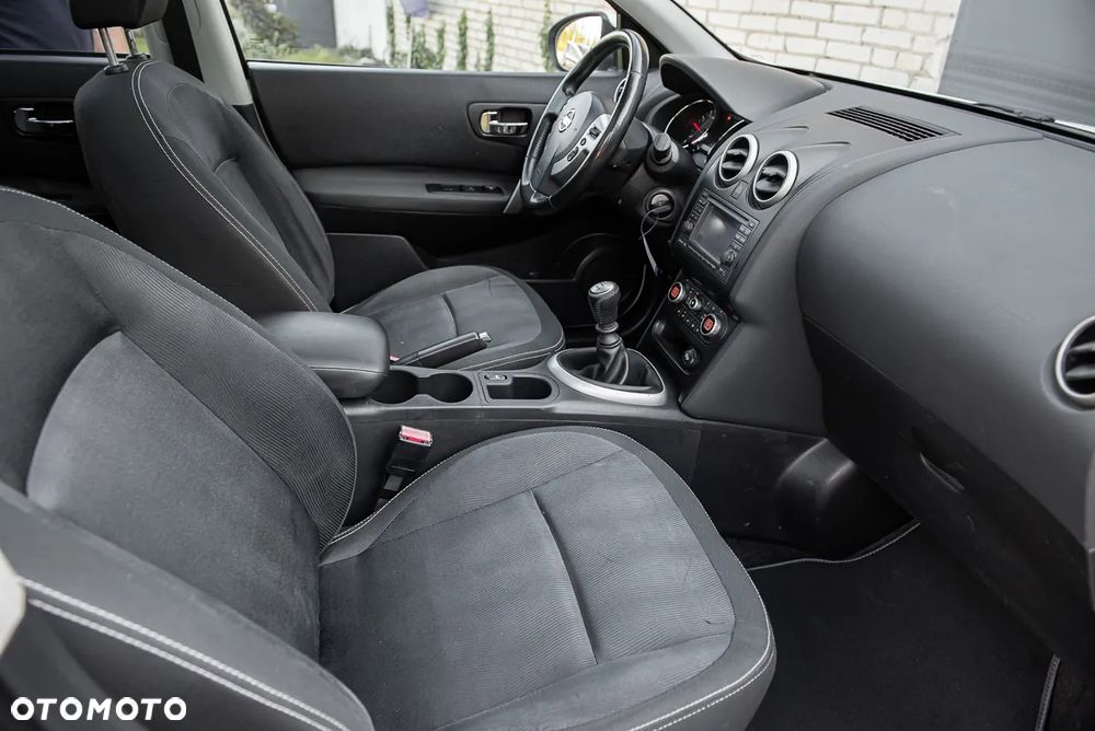 Nissan Qashqai 2.0 360 - 20