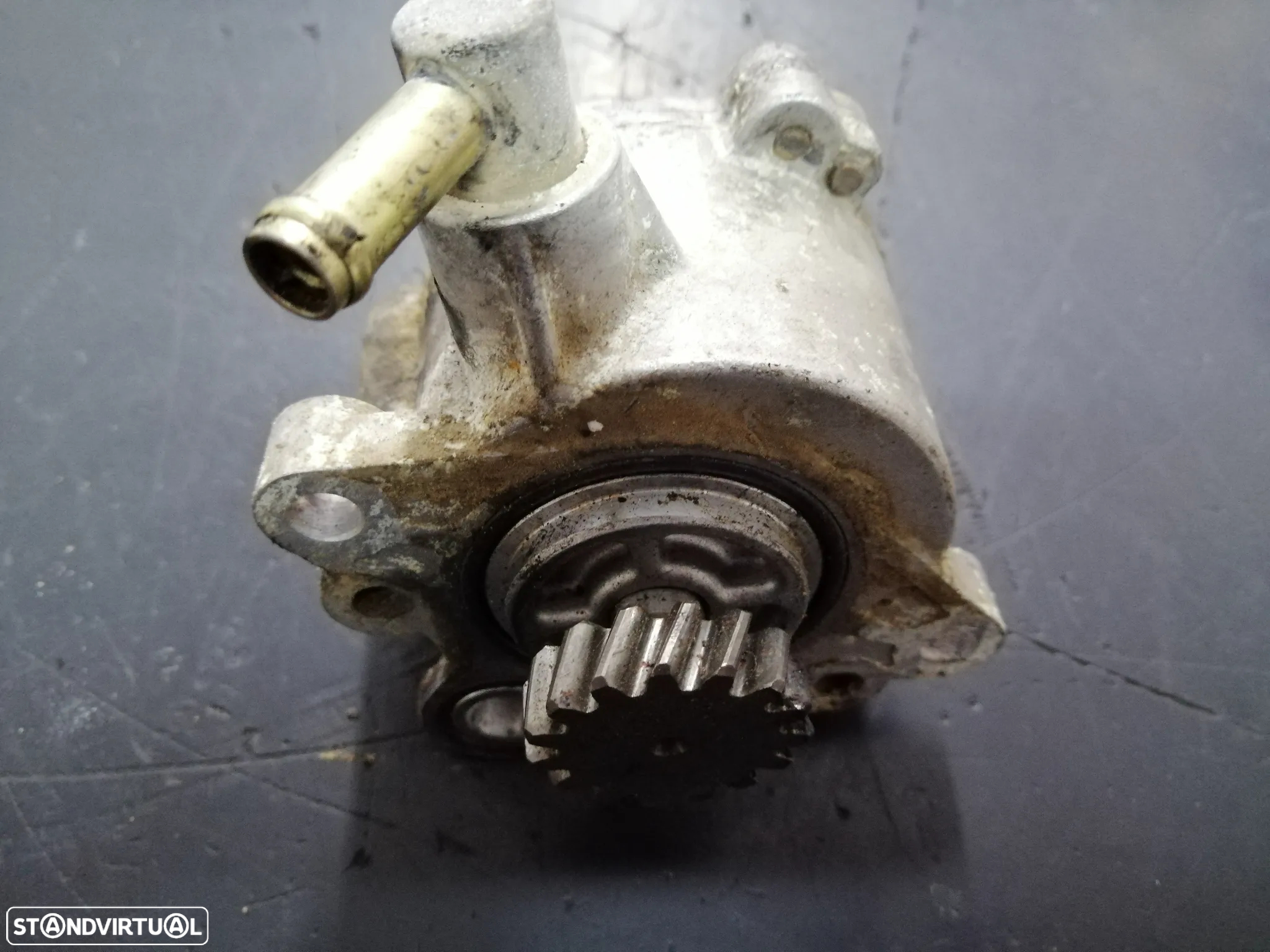 Depressor do ar do travão da Mitsubishi Canter DID FE534 Motor 4M42 - 2