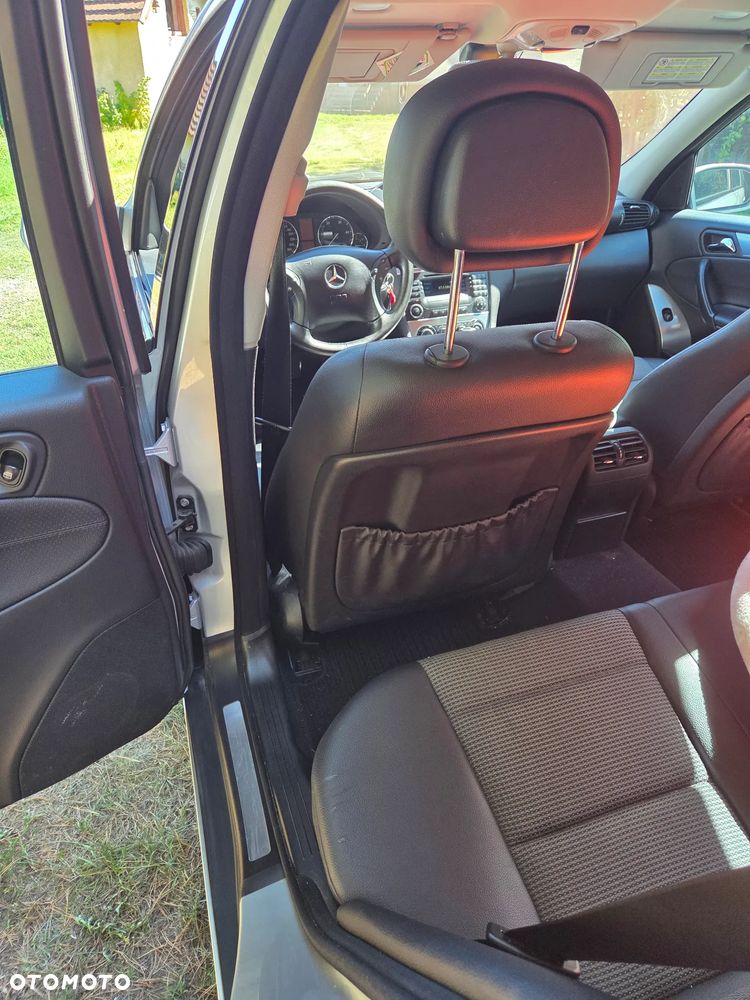 Mercedes-Benz Klasa C 200 CDI Automatik Avantgarde DPF - 13