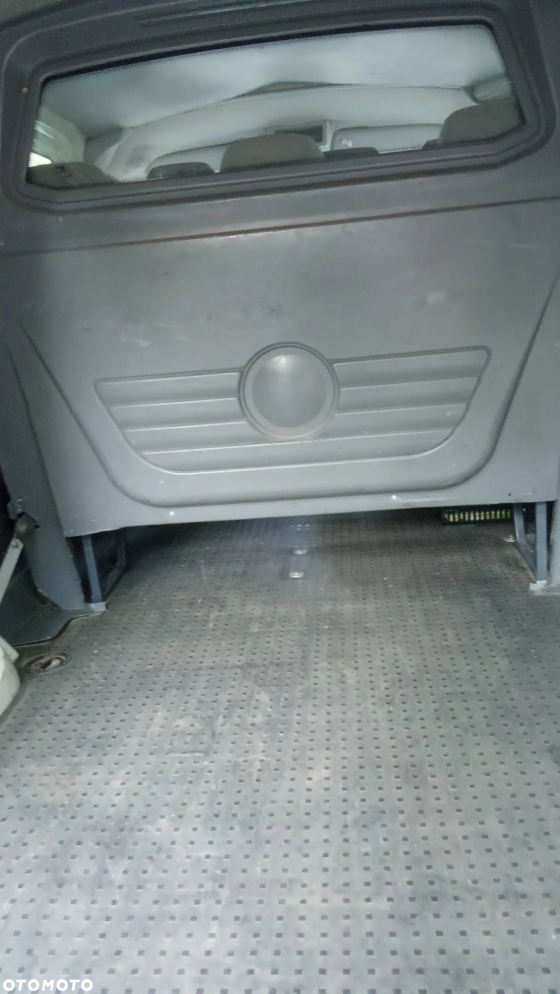 Volkswagen T 5 - 6