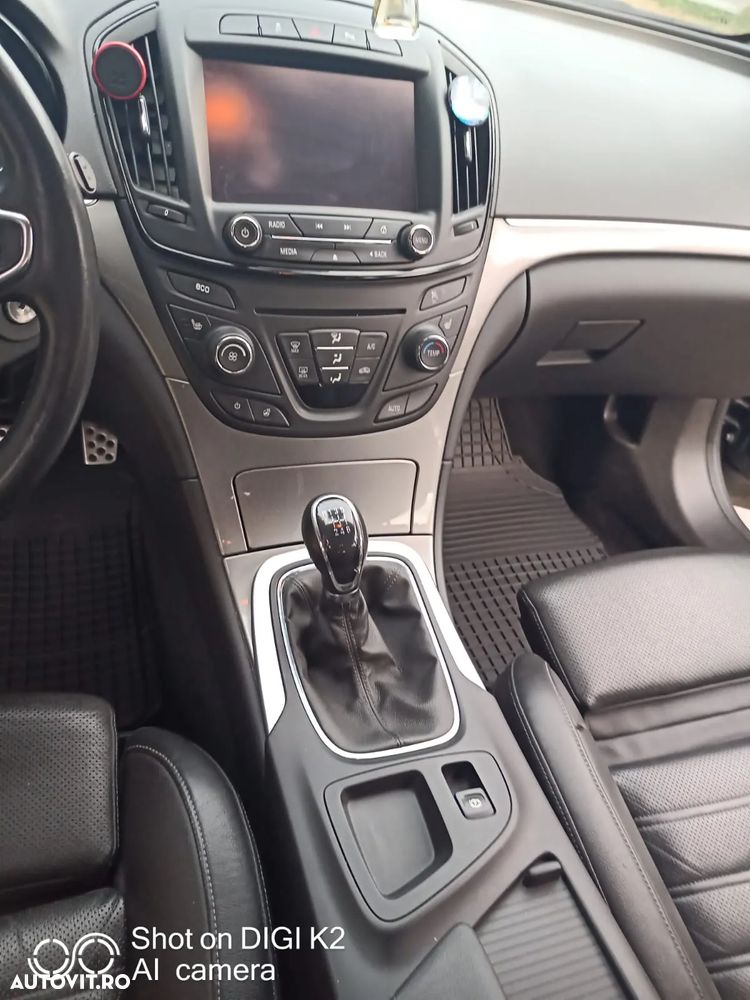 Opel Insignia 2.0 CDTi ECOTEC ECOFLEX Star/Stop Edition - 2