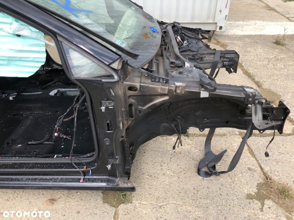 KAROSERIA CWIARTKA PRAWY PRZÓD TYŁ - 999.00 PLN - VW GOLF VII (5G1, BQ1, BE1, BE2) 2012 - 2022 1.8 - 2