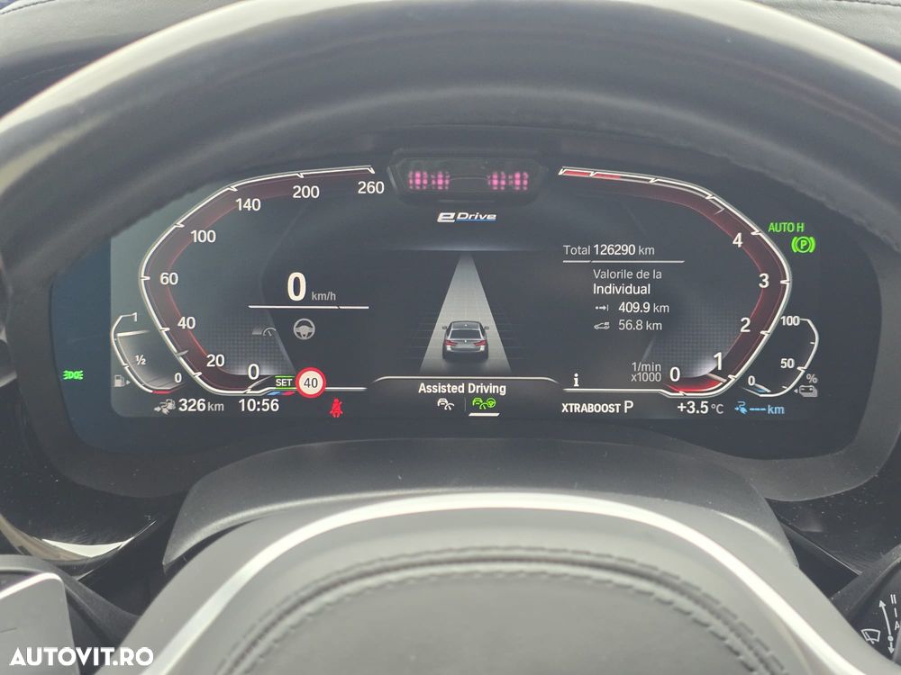 BMW Seria 5 530e xDrive AT PHEV - 33