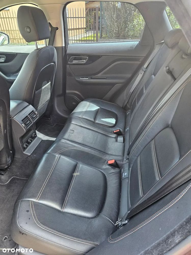Jaguar F-Pace 2.0 i4D AWD Prestige - 7
