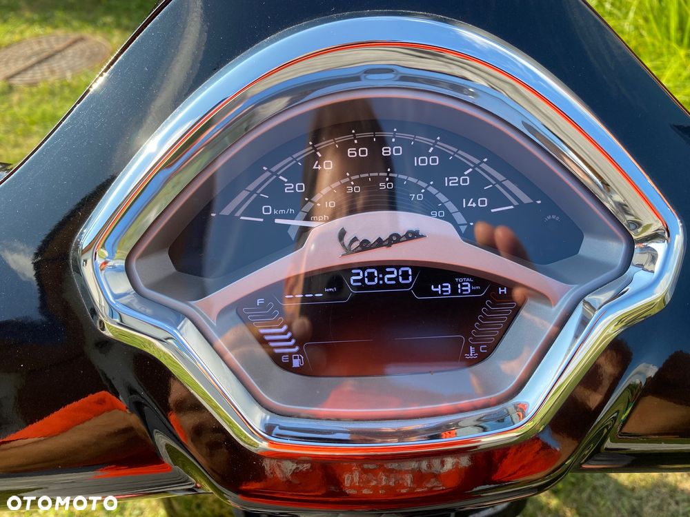Vespa GTS - 12