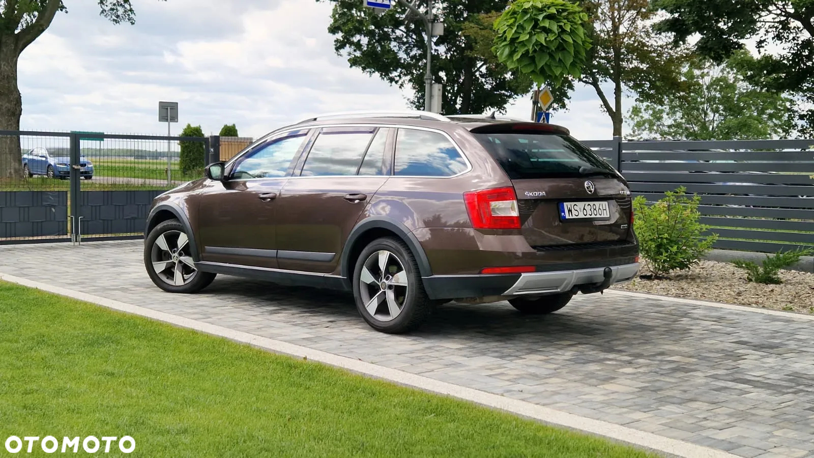Skoda Octavia Scout 2.0 TDI 4x4 DSG - 12