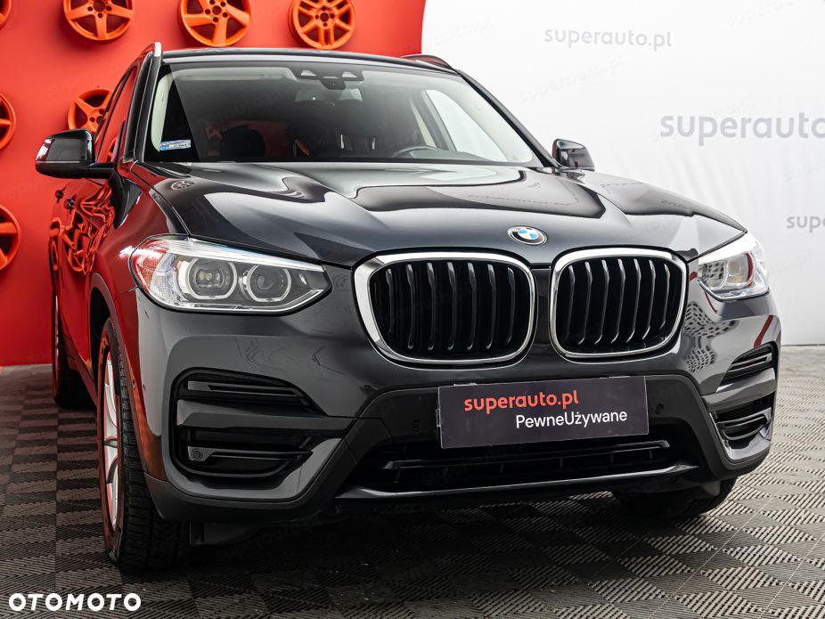 BMW X3 xDrive20i Advantage - 25