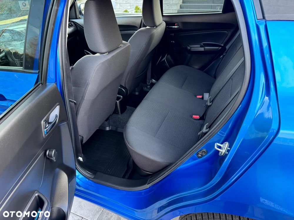 Suzuki Swift - 11