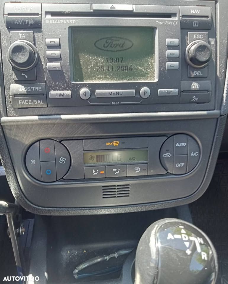 Ford Fiesta - 4