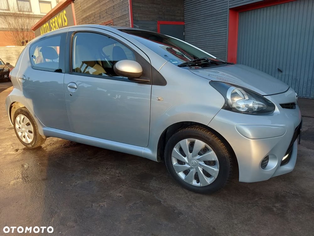 Toyota Aygo Cool&Go - 38