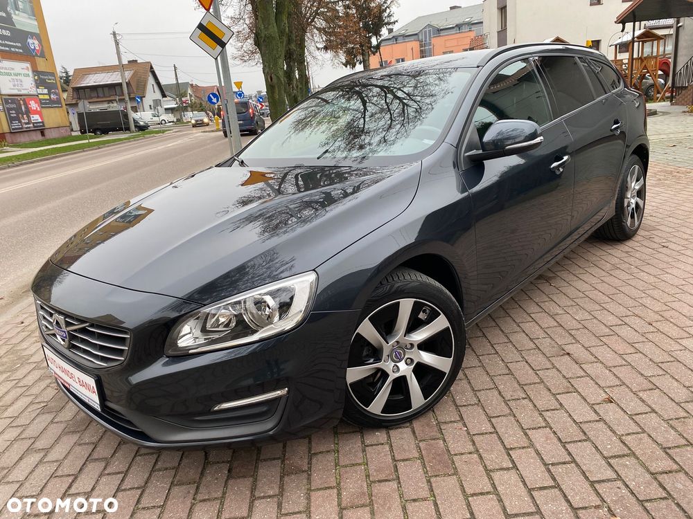 Volvo V60 D3 Geartronic Momentum - 2