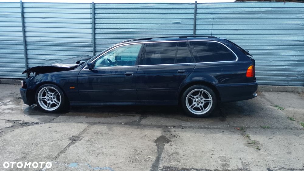 tylko części BMW E39 520i FL 2.2 m54b22 226S1 170KM 125kW 00r-03r kombi touring lakier 263/5 - 2